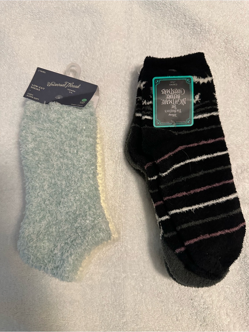2 Packs of Fuzzy Socks